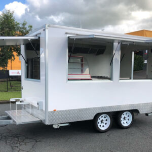 4M White Mobile Food Trailer With Full Kitchen